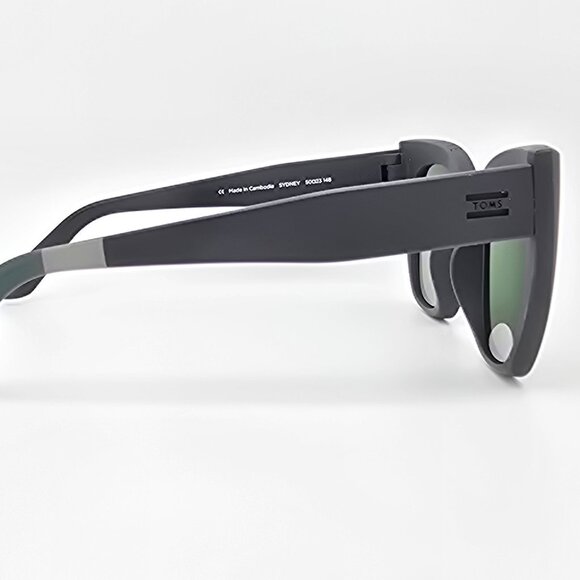 Toms Sydney Traveler Collection Black Frame Green Lens Cat Eye Sunglasses w Case - Picture 7 of 16